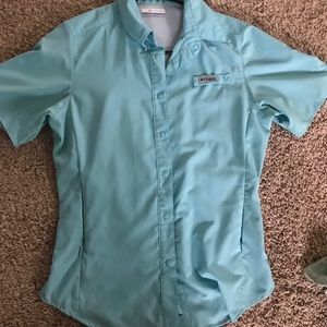 Columbia XS button down shirt